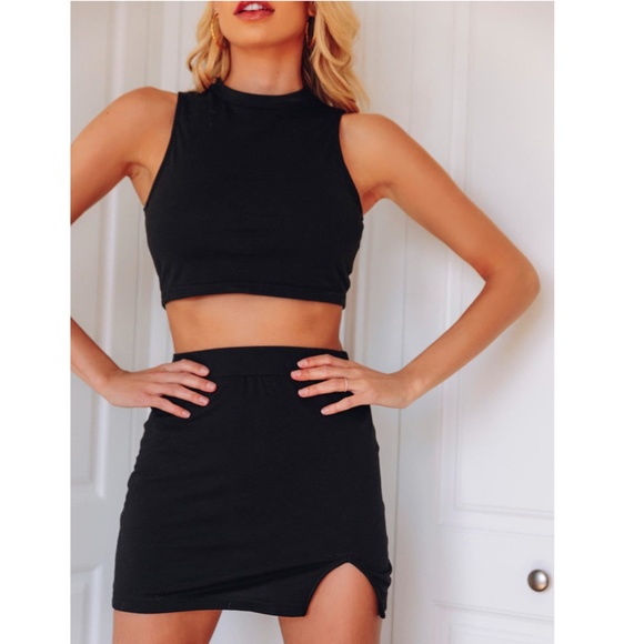 2 Piece Black Outfit Tank Crop Top + Mini Skirt - Picture 5 of 6